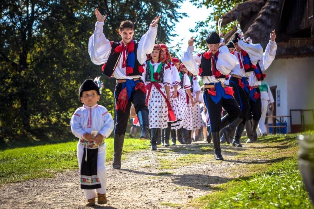 Do Trnavy Sa Vracia Festival Trnavsk Br Na Na O V Etko Sa M Ete