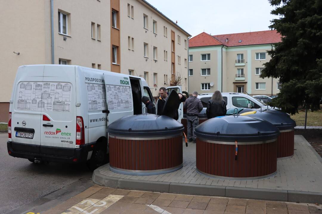 Foto: Mesto Senica dalo stopku odpadkovej turistike. Zabezpečiť to majú nové kontajnery