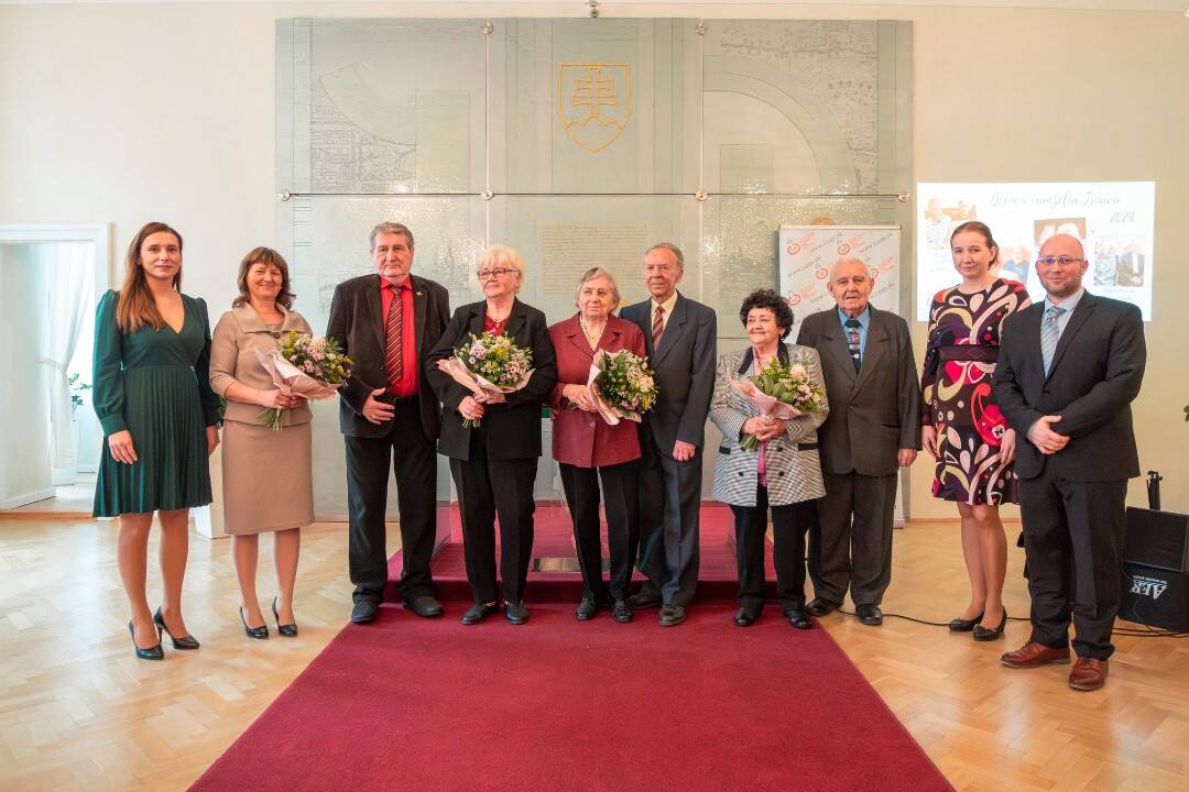 Foto: Trnava udelila ocenenie dlhotrvajúcim manželstvám. Získali ho tieto páry