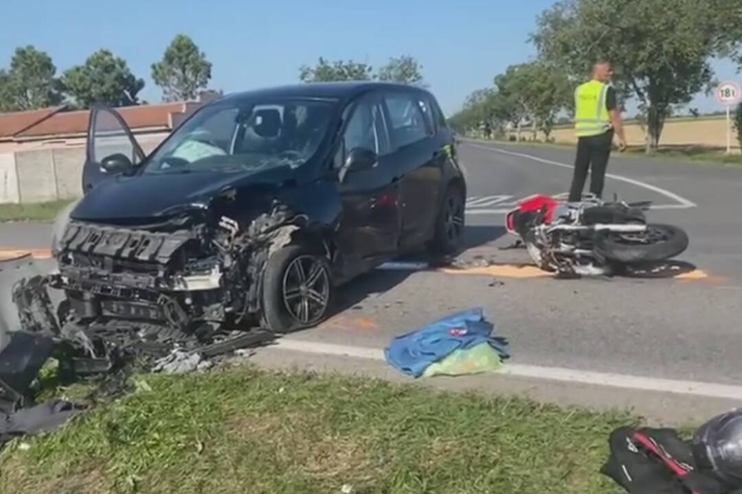 Foto: VIDEO: Polícia hľadá svedkov. Pri dopravnej nehode v Horných Salibách zahynul mladý motorkár