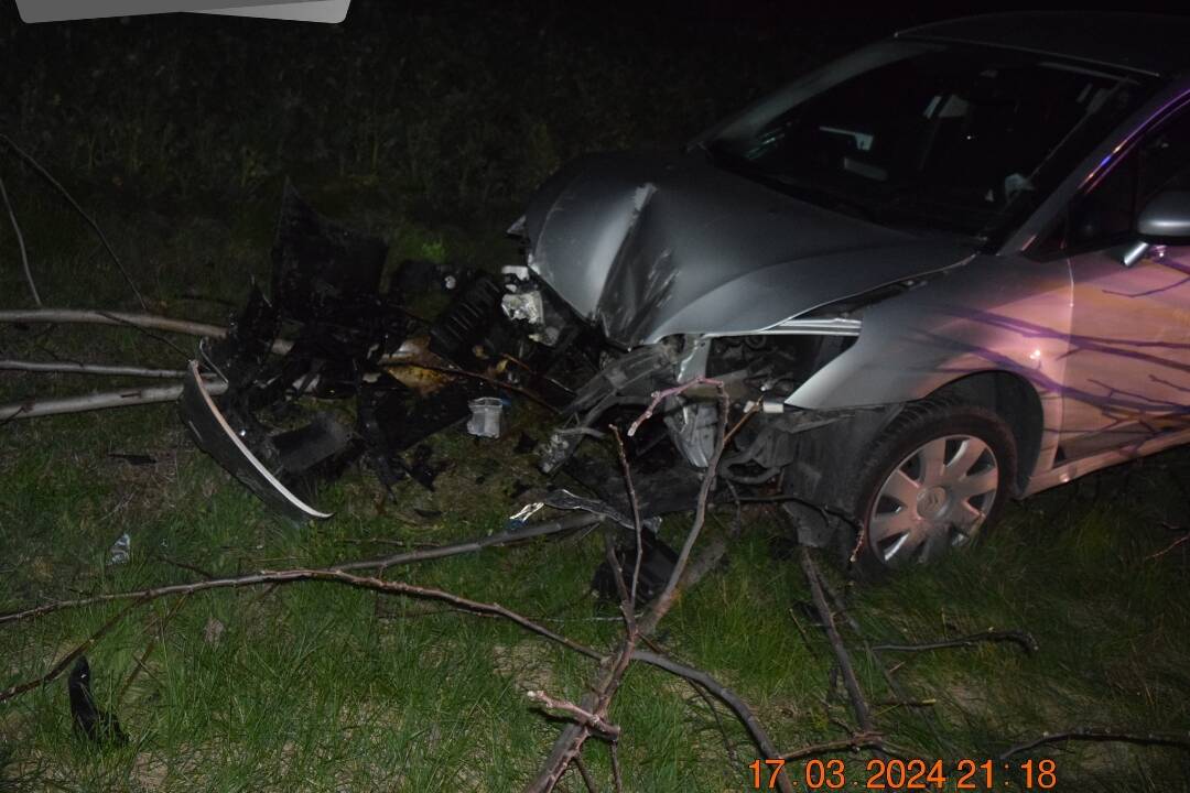 Foto: Trnavskí policajti zverejnili smutnú štatistiku. Za dva dni riešili až štyri dopravné nehody, vodiči boli opití