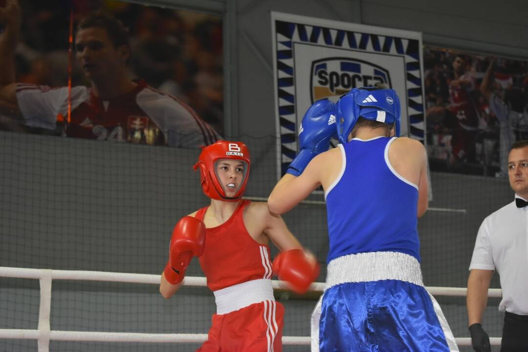 FOTO: Slovenskí boxeri získali v Hlohovci 5 zlatých medailí, súperili so športovcami z celého sveta