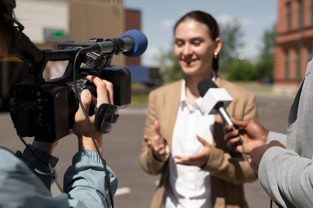 Foto: Boli by obyvatelia Piešťan otvorení verejným anketám v meste? Mnohí sú za