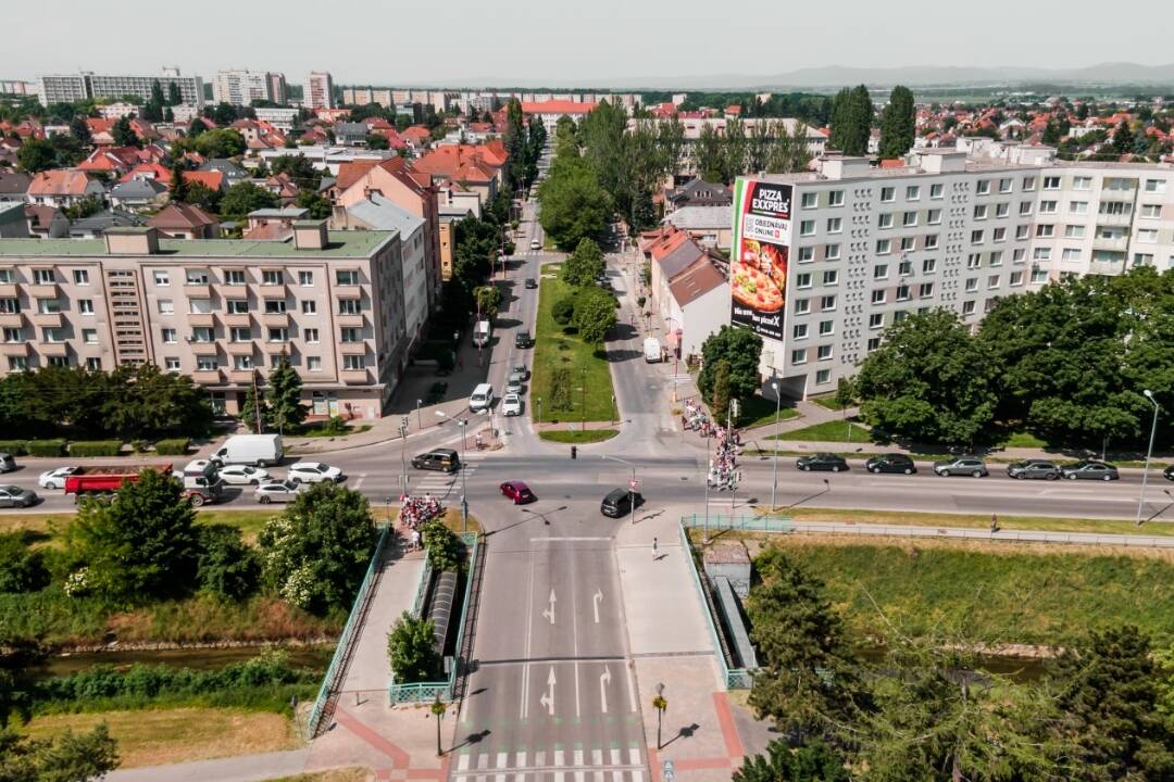 Foto: V Trnave dôjde na pár dní k obmedzeniu dopravy. Týkať sa to bude križovatky troch ulíc