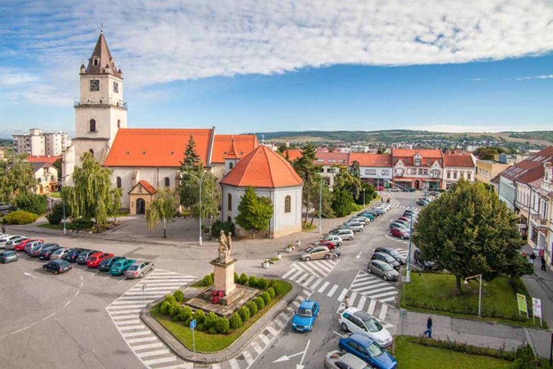 Foto: V Hlohovci dôjde k dočasnému uzatvoreniu mosta. Prechádzať budú môcť iba chodci