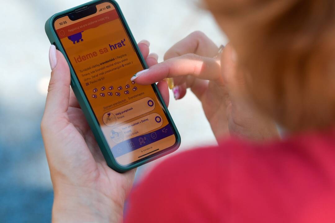 Foto: Atrakciou trnavského leta je inovatívna GPS hra Po stopách Srandoňa. Za splnenie úloh získavajú deti odmeny