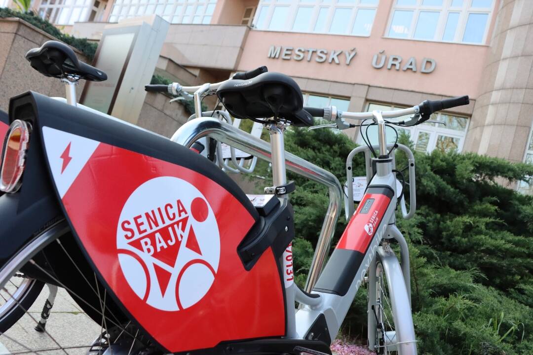 Foto: V Senici niekto ničí zdieľané bicykle. Mesto prosí ľudí, aby vandalov nahlasovali