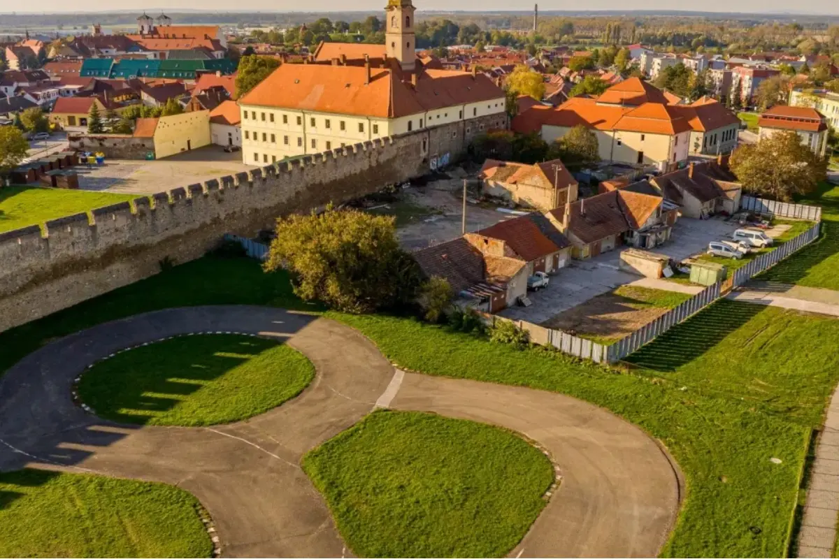 Foto: Mestský park pod hradbami čaká na nový dizajn, Skalica naň vyhlásila architektonickú súťaž