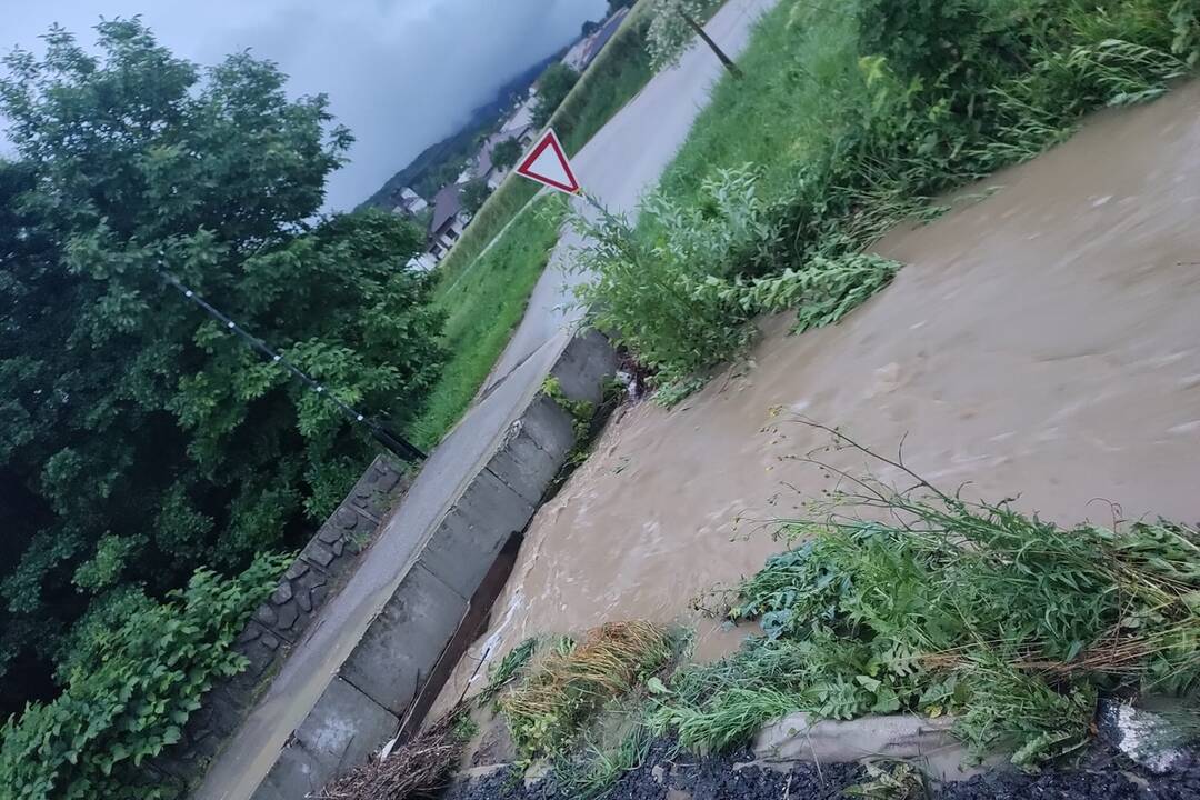 FOTO: Záplavy v obci Buková, foto 1