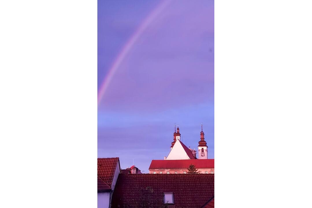 FOTO: Nad Trnavou sa objavila krásna dúha. Takto ju zachytili obyvatelia, foto 13