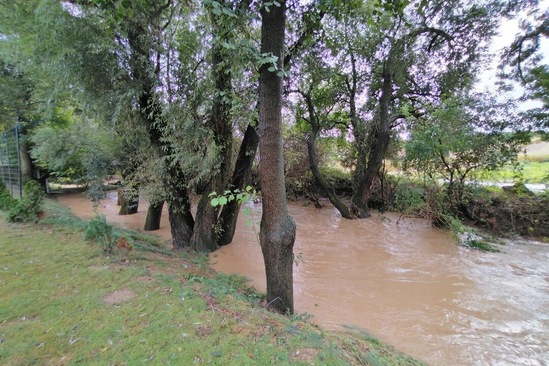 FOTO: V obci Radošovce zaplavilo vyše 50 domov, foto 14