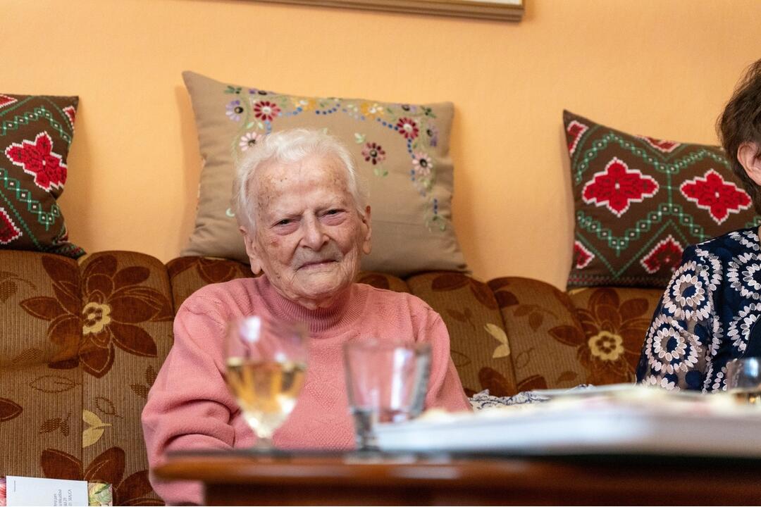 FOTO: Anna zo Skalice sa dožila významného životného jubilea 100 rokov, foto 5