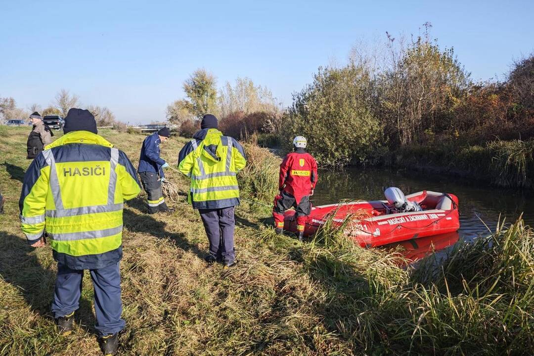 FOTO: Pátracia akcia po nezvestnom mužovi v Sládkovičove, foto 5