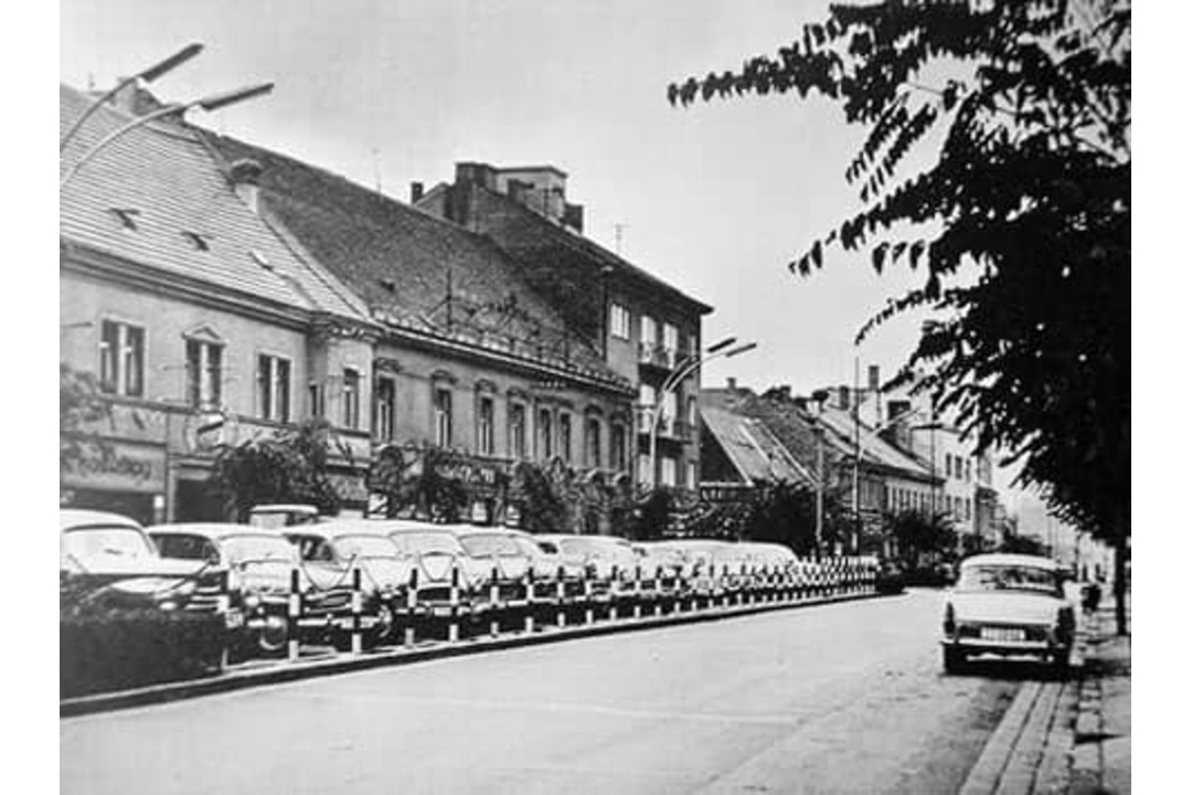 FOTO: Trnavčania si zaspomínali. Kedysi bolo centrum plné áut, foto 1