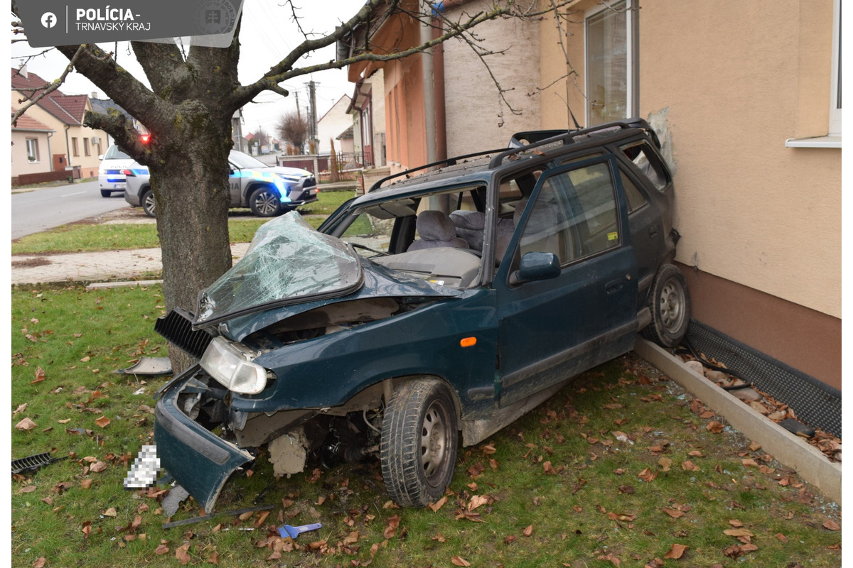 FOTO: V Trnavskom kraji došlo k viacerým vážnym nehodám, foto 4