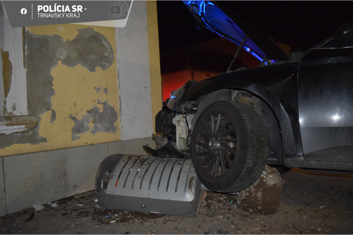 FOTO: Policajti zastavili 6 opitých vodičov, niektorí spôsobili nehodu, foto 2